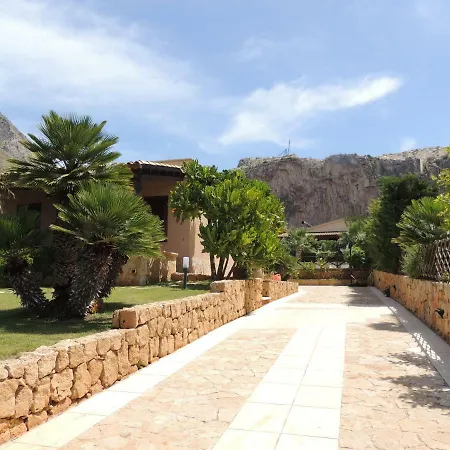 Villa Ade Custonaci