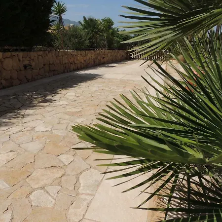 Villa Ade